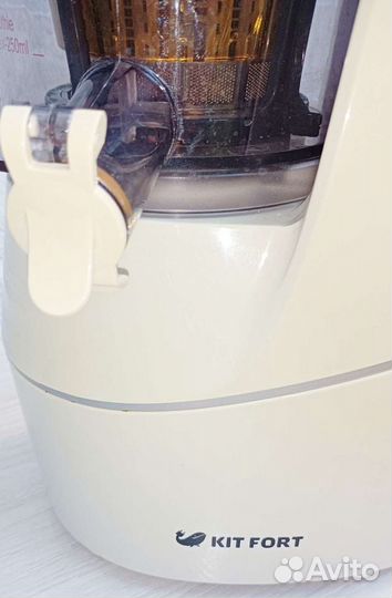 Шнековая соковыжималка Kitfort кт-1104-1