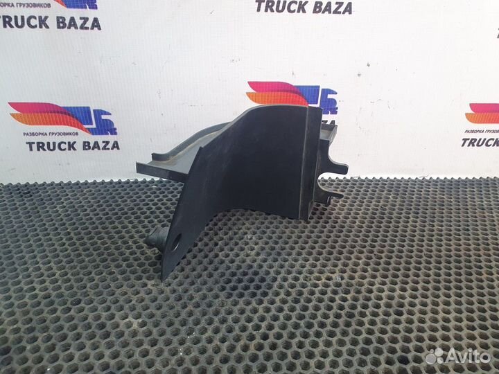 Накладка левая над спальником