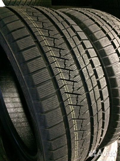 Farroad FRD79 245/40 R20