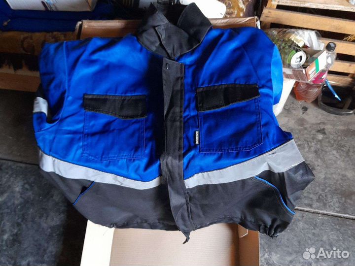 Спецодеждв