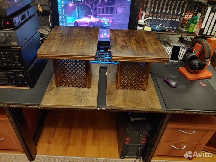 Стойки для акустики 