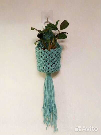 Кашпо подвесное настенное макраме