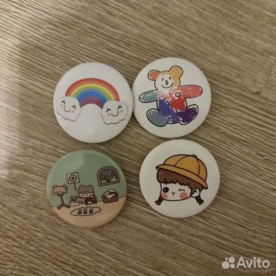 Аниме значки маленькие 37 мм