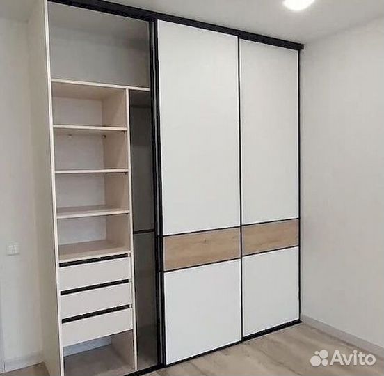 Угловой шкаф