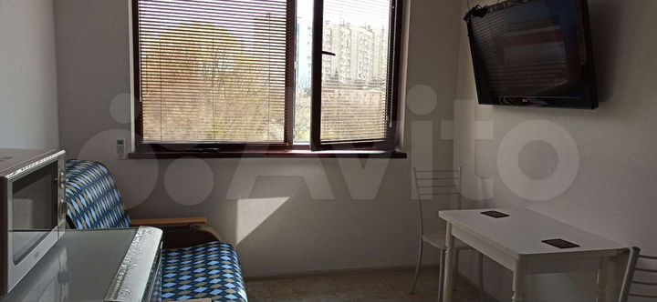 1-к. квартира, 37 м², 3/3 эт.