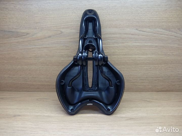 Седло гелевое эргономичное с вентиляцией