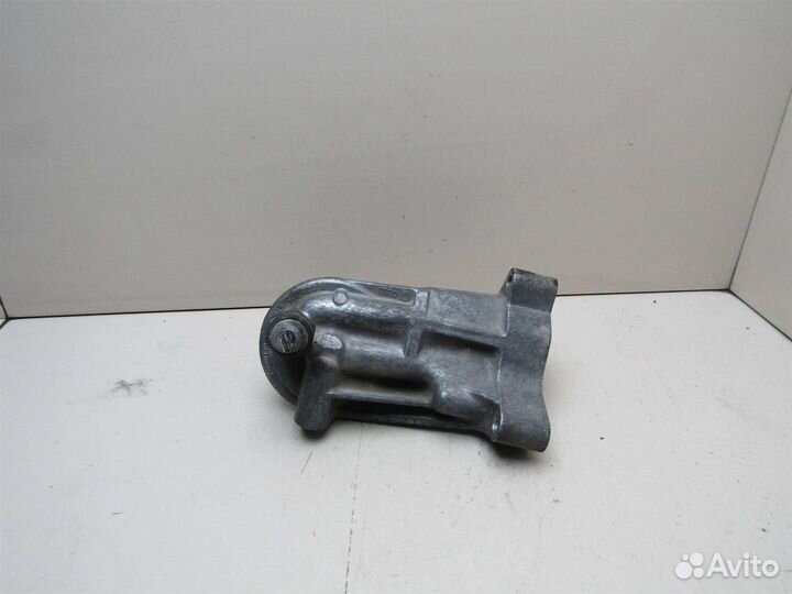 Кронштейн масляного фильтра VW Transporter T4 199