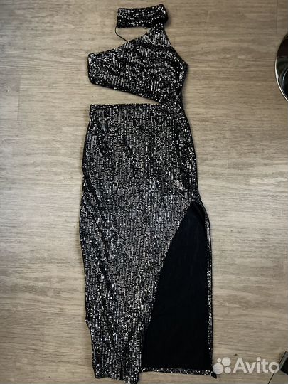 Платье вечернее