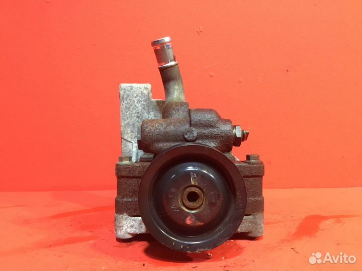 Насос гура для Ford Fiesta fxja, 1.4 Duratec (Б/У)