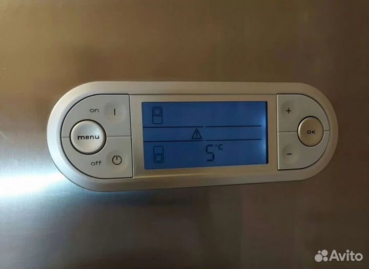 Продам холодильник Whirlpool