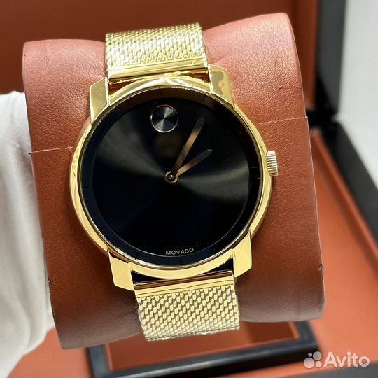 Часы movado