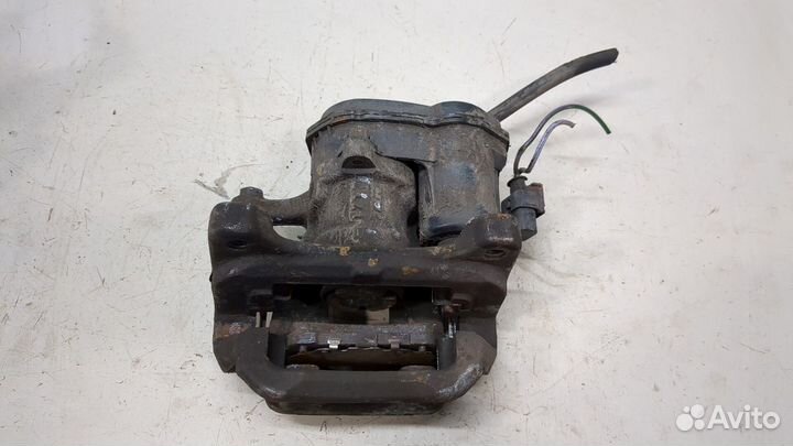 Суппорт правый задний Opel Insignia