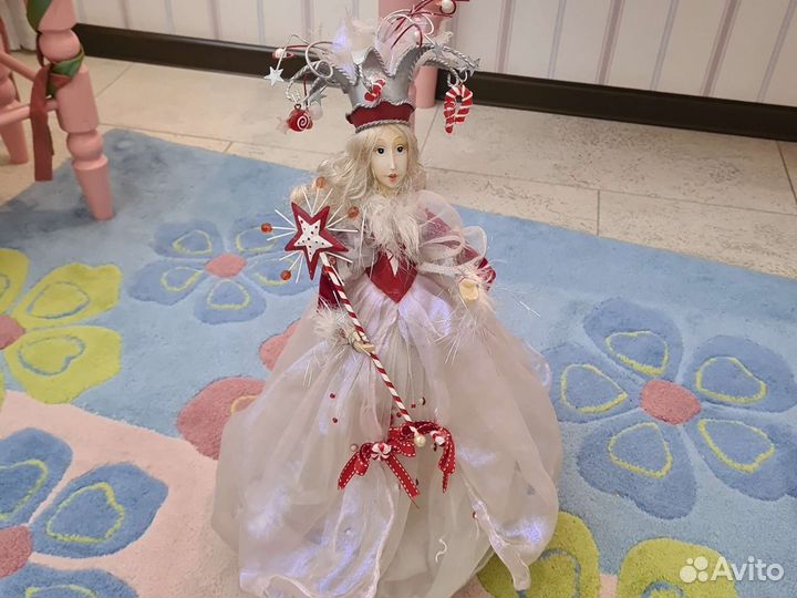 Кукла фарфоровая коллекционная