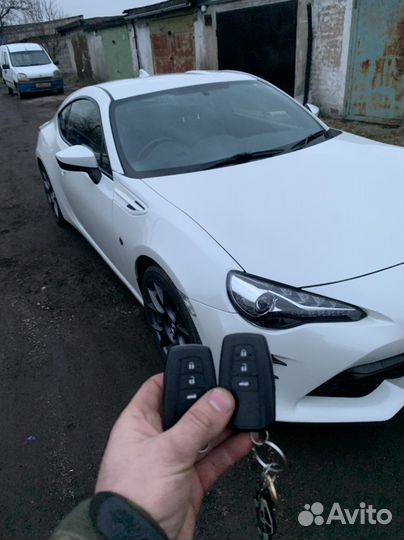 Ключ зажигания Тoyota