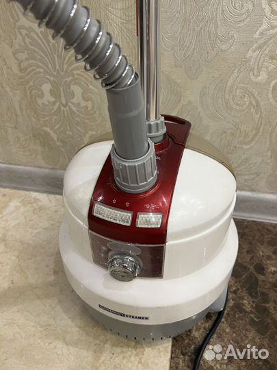 Отпариватель для одежды вертикальный