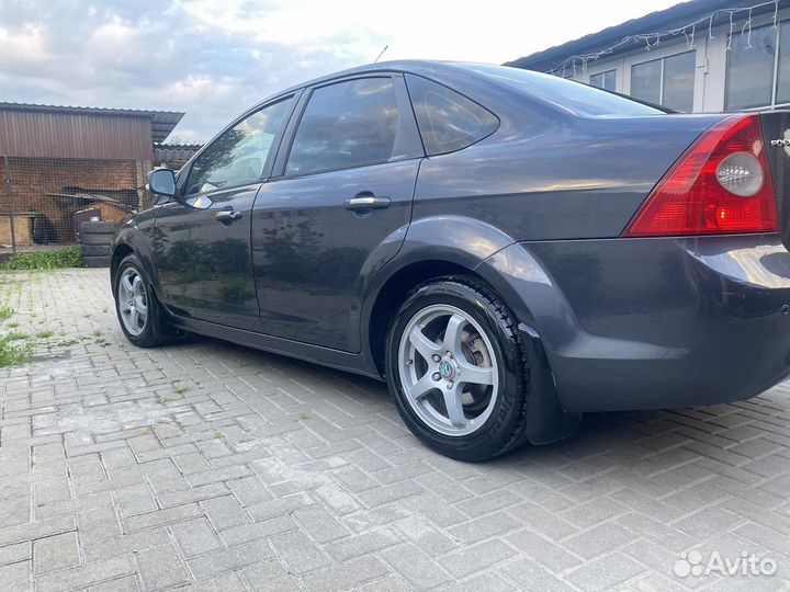 Ford Focus 1.6 AT, 2010, 297 000 км