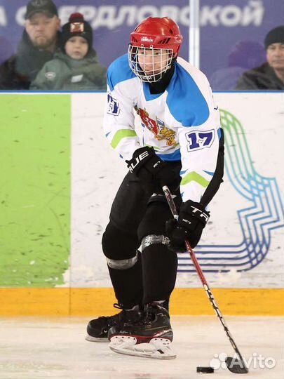 Тренер по хоккею