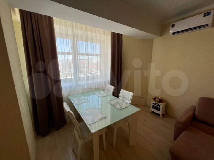 3-к. квартира, 120 м², 8/10 эт.