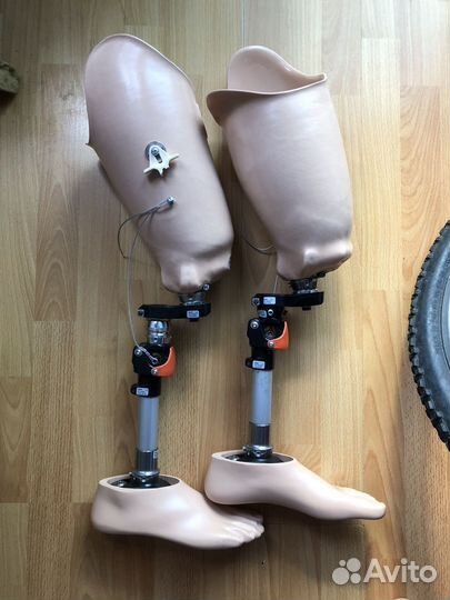 Протез бедра модульный правый