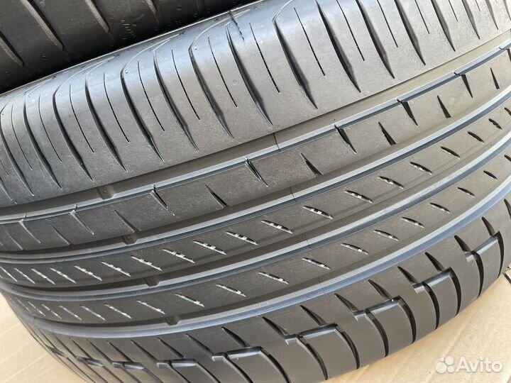 Continental PremiumContact 6 SUV 285/45 R22 и 325/40 R22
