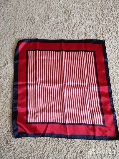 Шарфы платки палантины