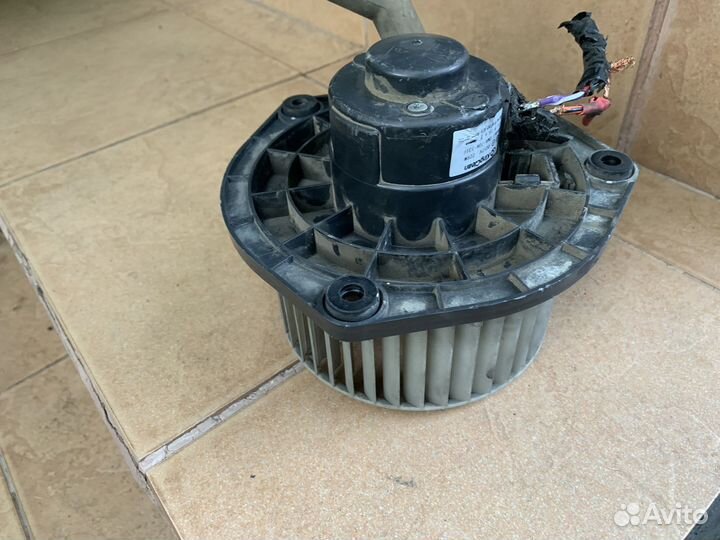 Вентилятор отопителя priora