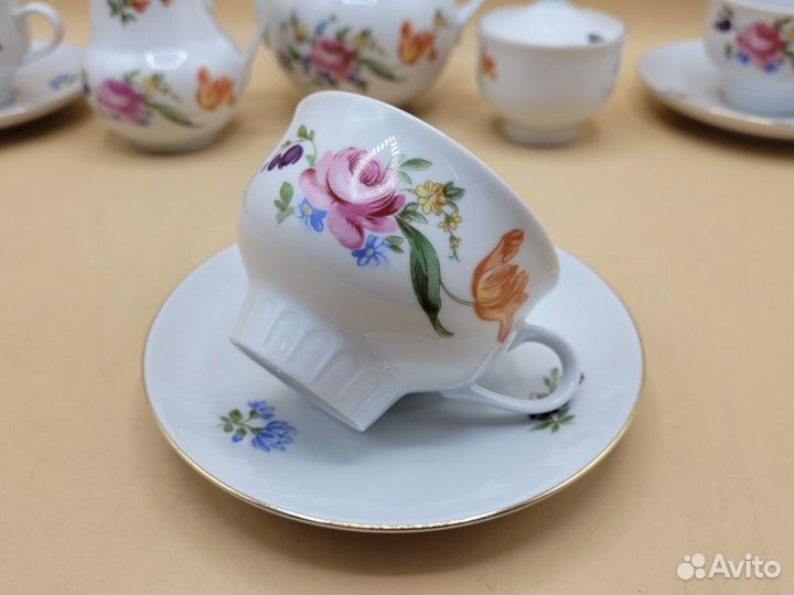 Чайный сервиз 9 пред Мейсенский букет 1777 ГДР