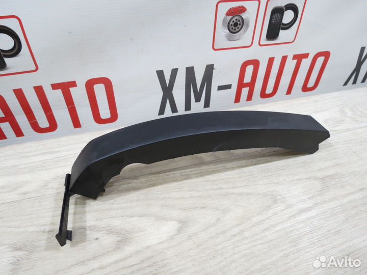 Накладка торпедо Mitsubishi Outlander XL