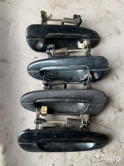 Ручка двери наружняя Мазда 626 GE Mazda