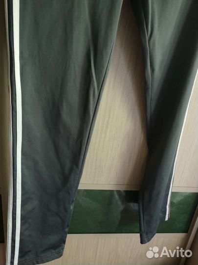 Женский спортивный костюм adidas