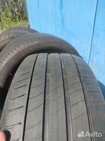 Michelin Agilis 81 215/55 R16