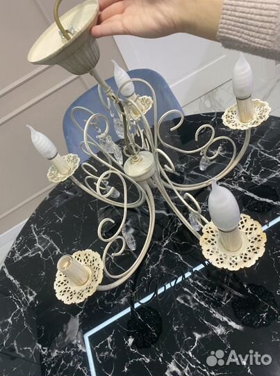 Люстра потолочная