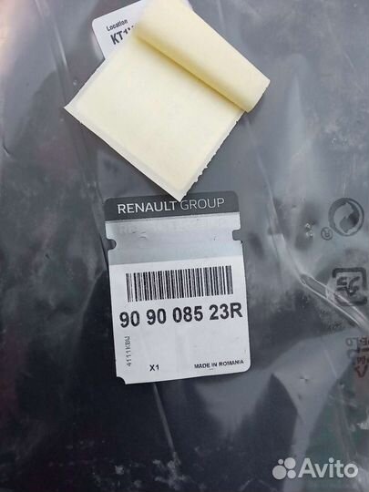 Пластик задней двери Рено Дастер