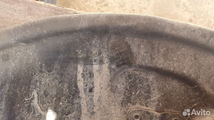 Кулак поворотный mercedes w204 amg