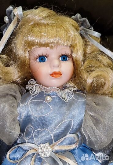 Кукла фарфоровая remeco collection