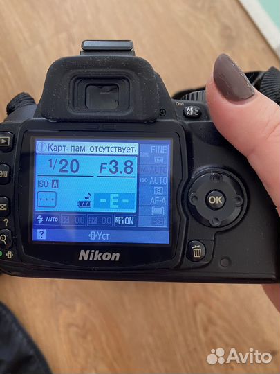 Зеркальный фотоаппарат nikon d60