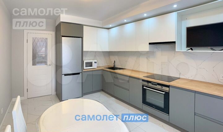 2-к. квартира, 66,9 м², 2/16 эт.