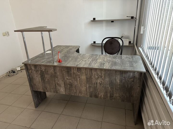 Компьютерный стол и Стул