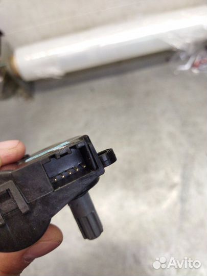 Моторчик заслонки отопителя Kia Ceed хетчбэк 1.6