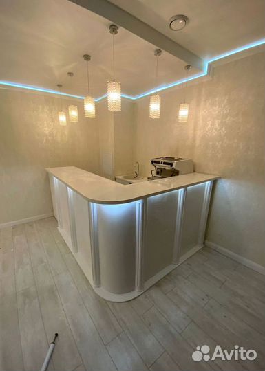 Ресепшн стойка