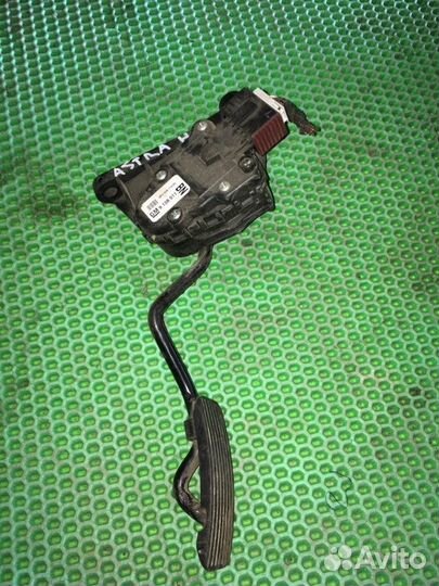 Педаль газа Opel Astra H