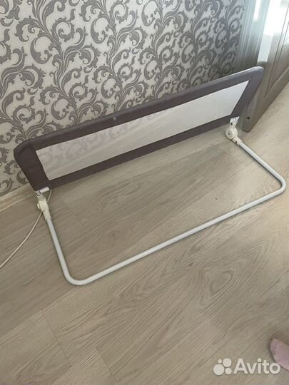 Ограждение на кровать для ребенка