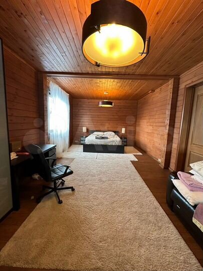 Дом 257,9 м² на участке 3,29 га