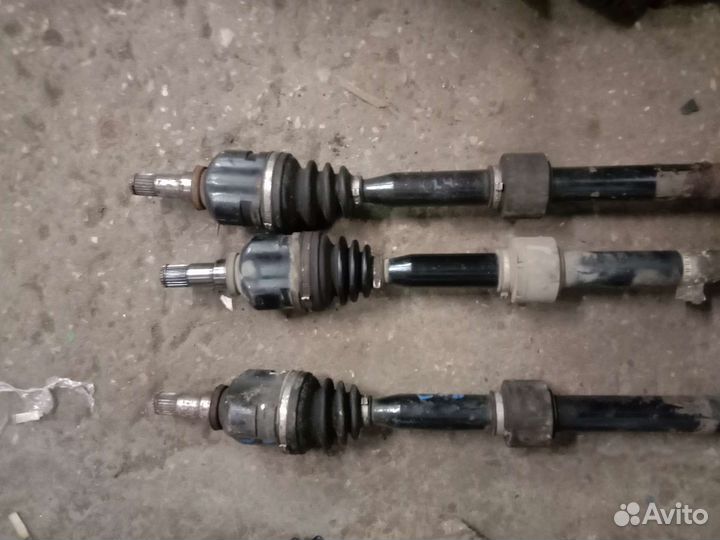 Привод передний правый Тойота Королла Е150