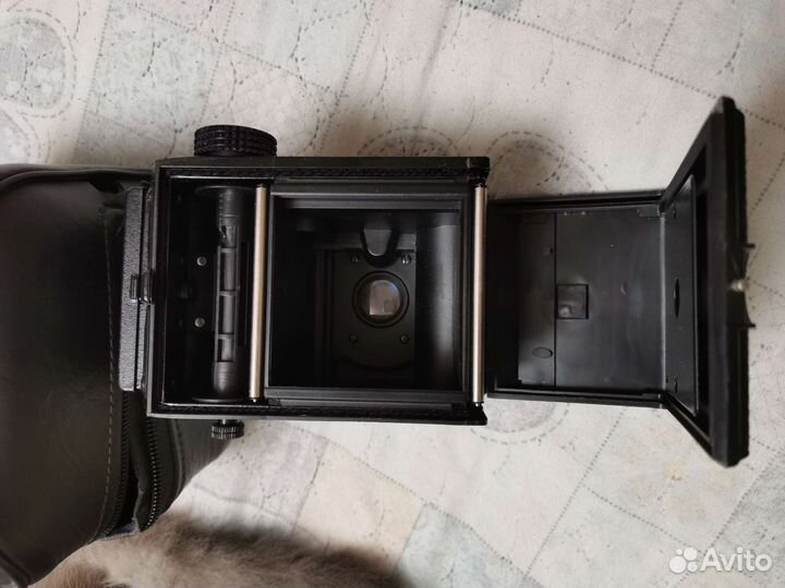 Зеркальный фотоаппарат