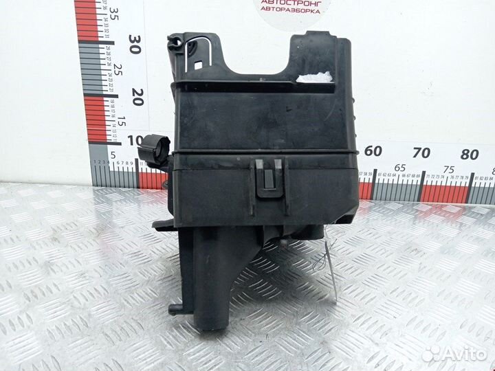 Крепление (корпус) аккумулятора для Skoda Fabia 1