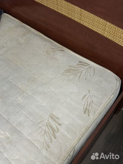 Кровать двуспальная 160х200 с матрасом бу