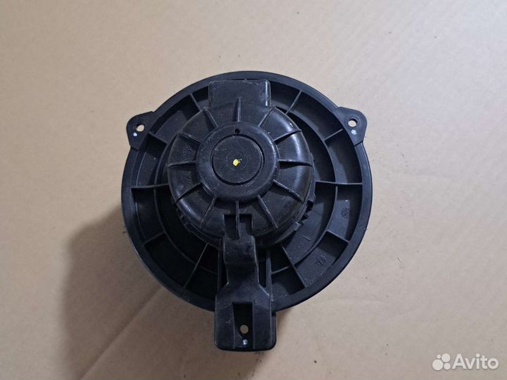 Моторчик печки Киа Соренто 2 XM FL рестайлинг 2014