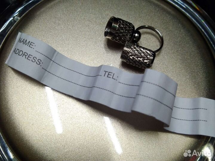 Брелок - капсула