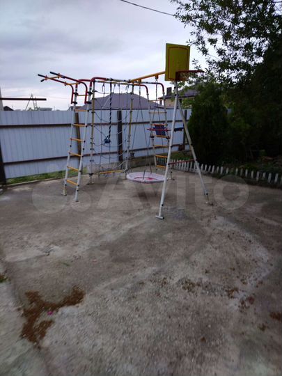 Дом 190 м² на участке 16 сот.